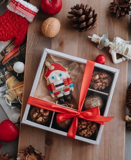 Много подарков купить