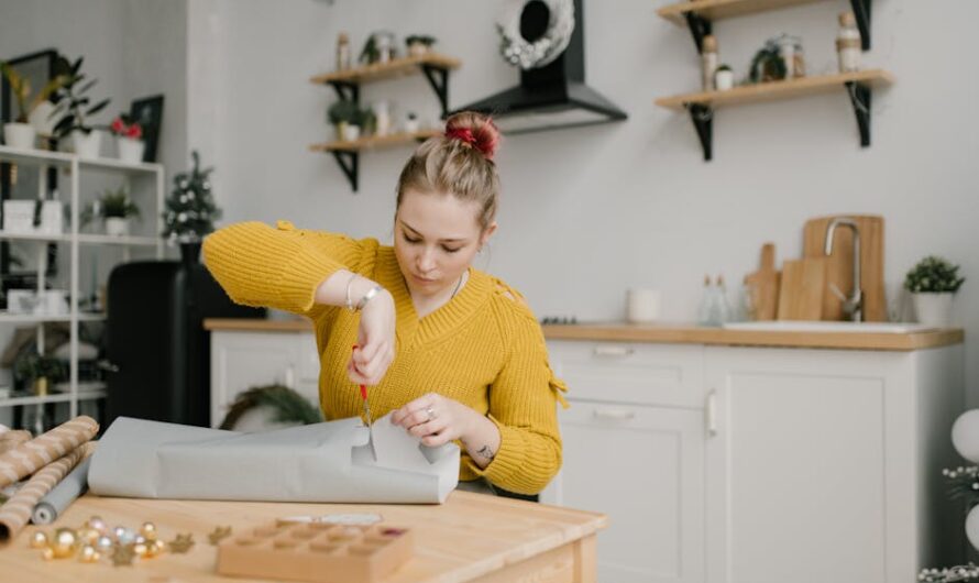 Где купить жене подарок