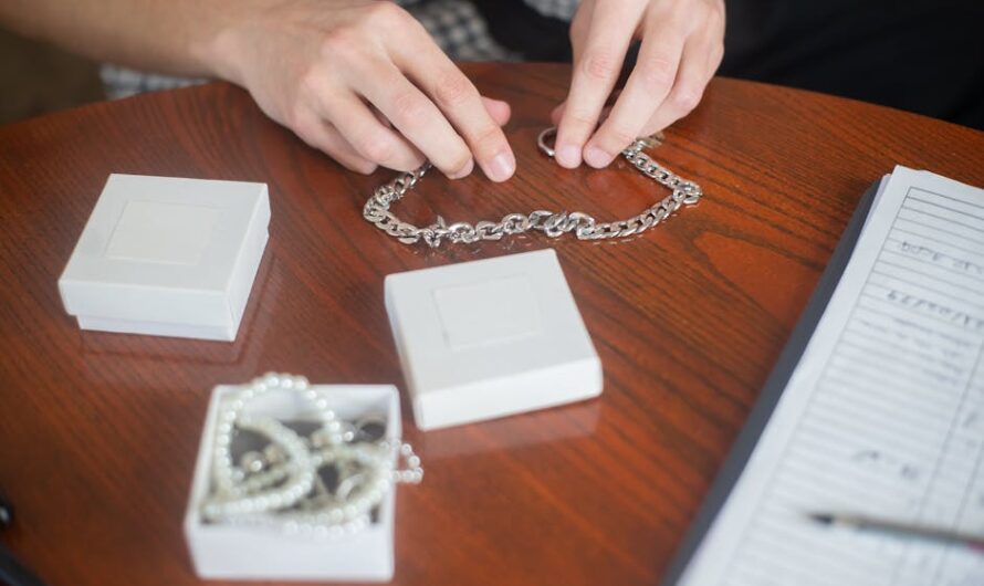 Что подарить ребенку на 2 года мальчик