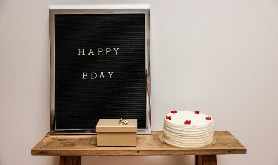 Что подарить на юбилей 60 женщине