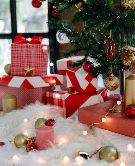 Что подарить женщине на 50 летний юбилей