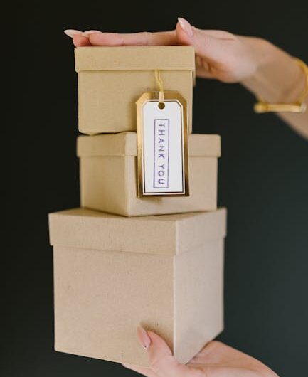 Официальные подарки