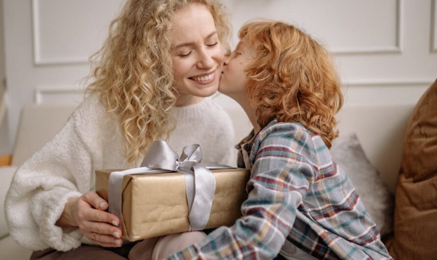 Увидел подарок