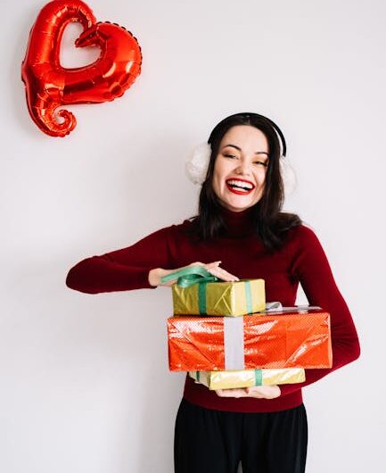 Что подарить на 27 лет