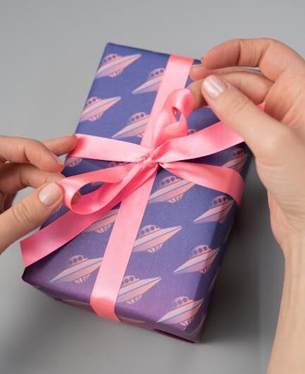 Что подарить на полгода отношений