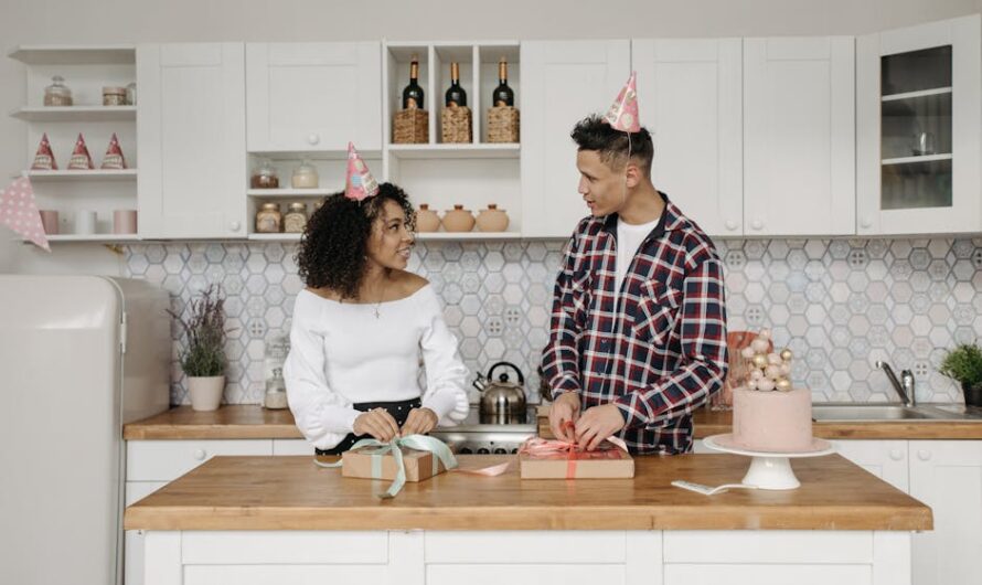 Мужчине какой купить подарок