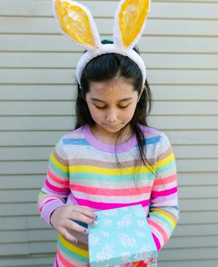 Что подарить другу