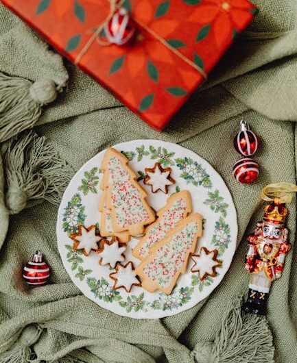 Что подарить на 66 лет