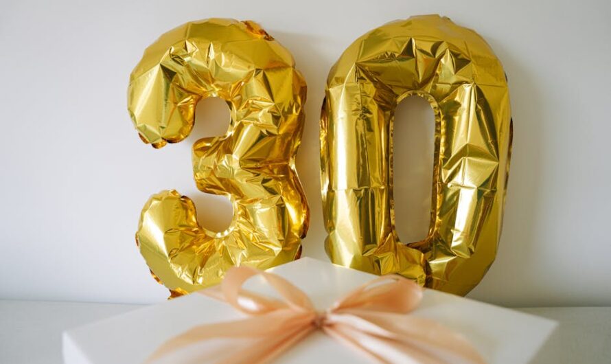 Что подарить ребенку на годик